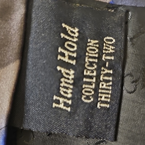 J. Garcia Blue and Black Artistic Tie. By J. GARCIA 100% SILK. COLLECTION 32 - Picture 5 of 6